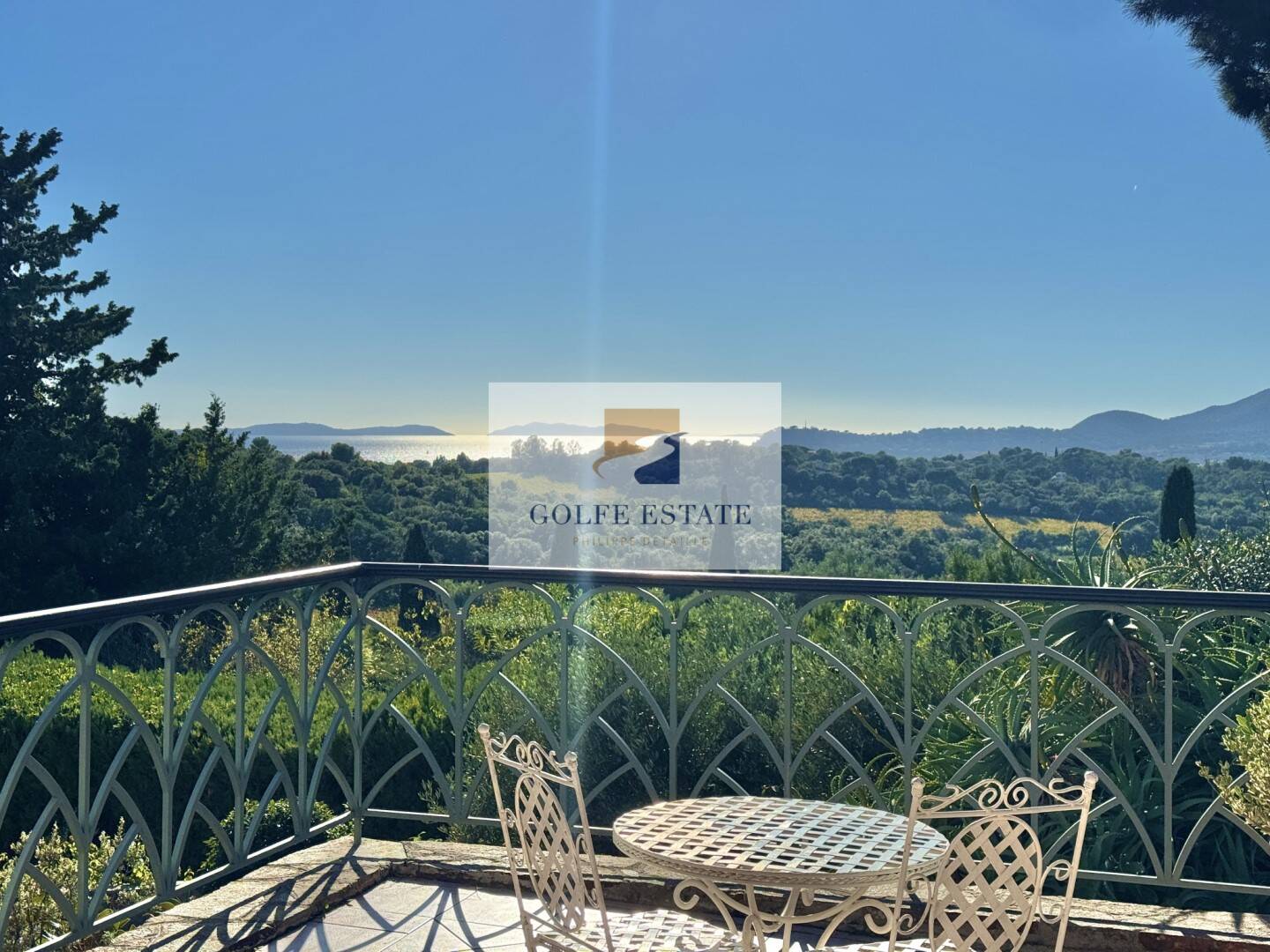 Maison à vendre, 183m², LA CROIX VALMER