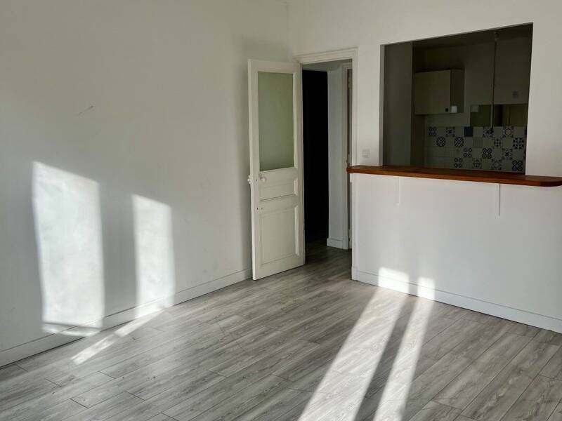 Maison à louer, 74m², MARSEILLE 5E