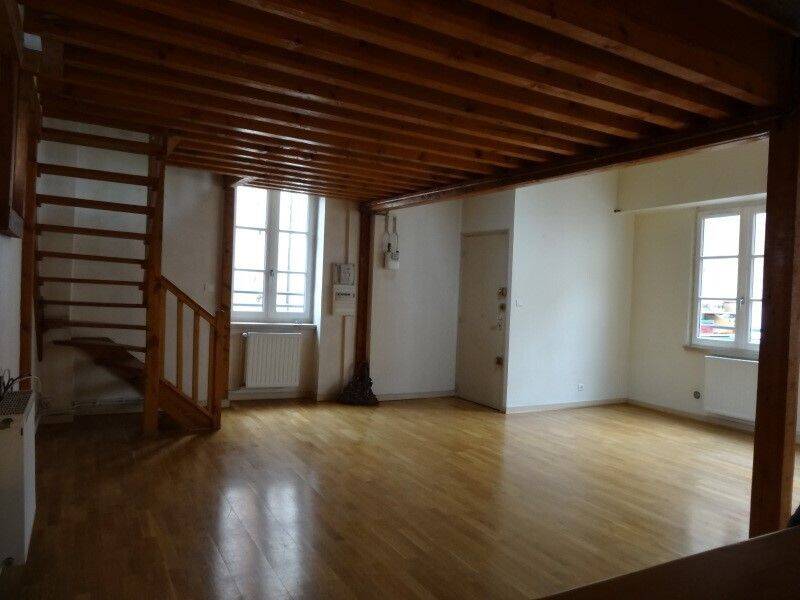 Maison à louer, 74m², LYON 1ER