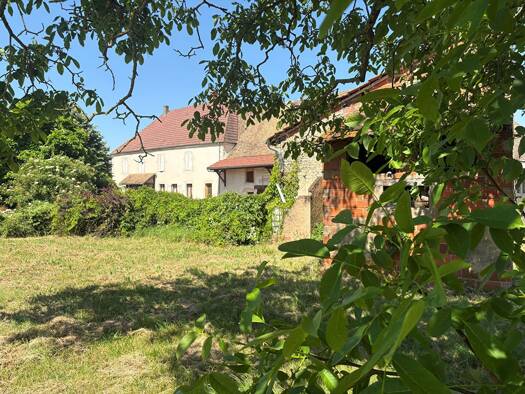 Maison à vendre 314 000 € 7 pièces 4 chambres 207 m² Saint-Cyr 71240