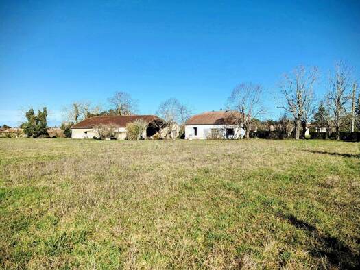 Ferme à vendre 129 900 € 5 pièces 3 chambres 100 m² 6 450 m² de terrain Bias 47300