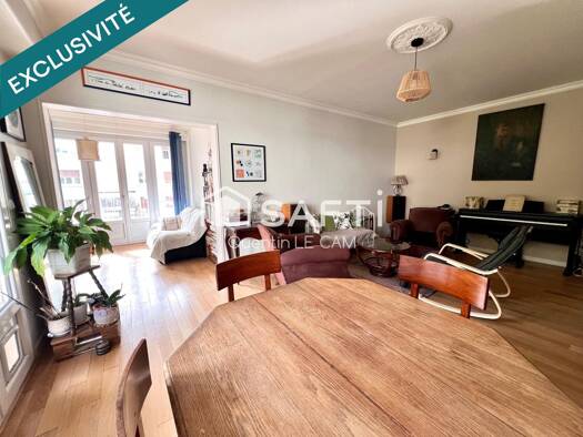 Appartement à vendre 194 000 € 4 pièces 2 chambres 92 m² RDC/14 Le Brionneau-Parc de la Haye Avrillé 49240