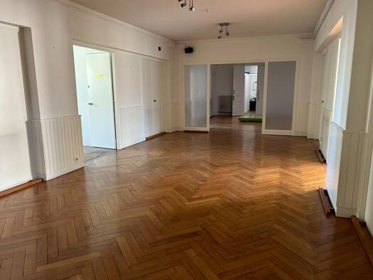 Appartement à vendre 690 000 € 8 pièces 7 chambres 305 m² Étage 1/4 Bonnabaud Clermont-Ferrand 63000