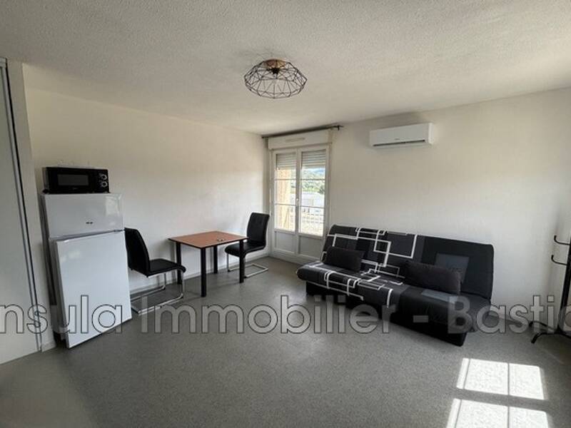 Maison à louer, 24m², CORTE