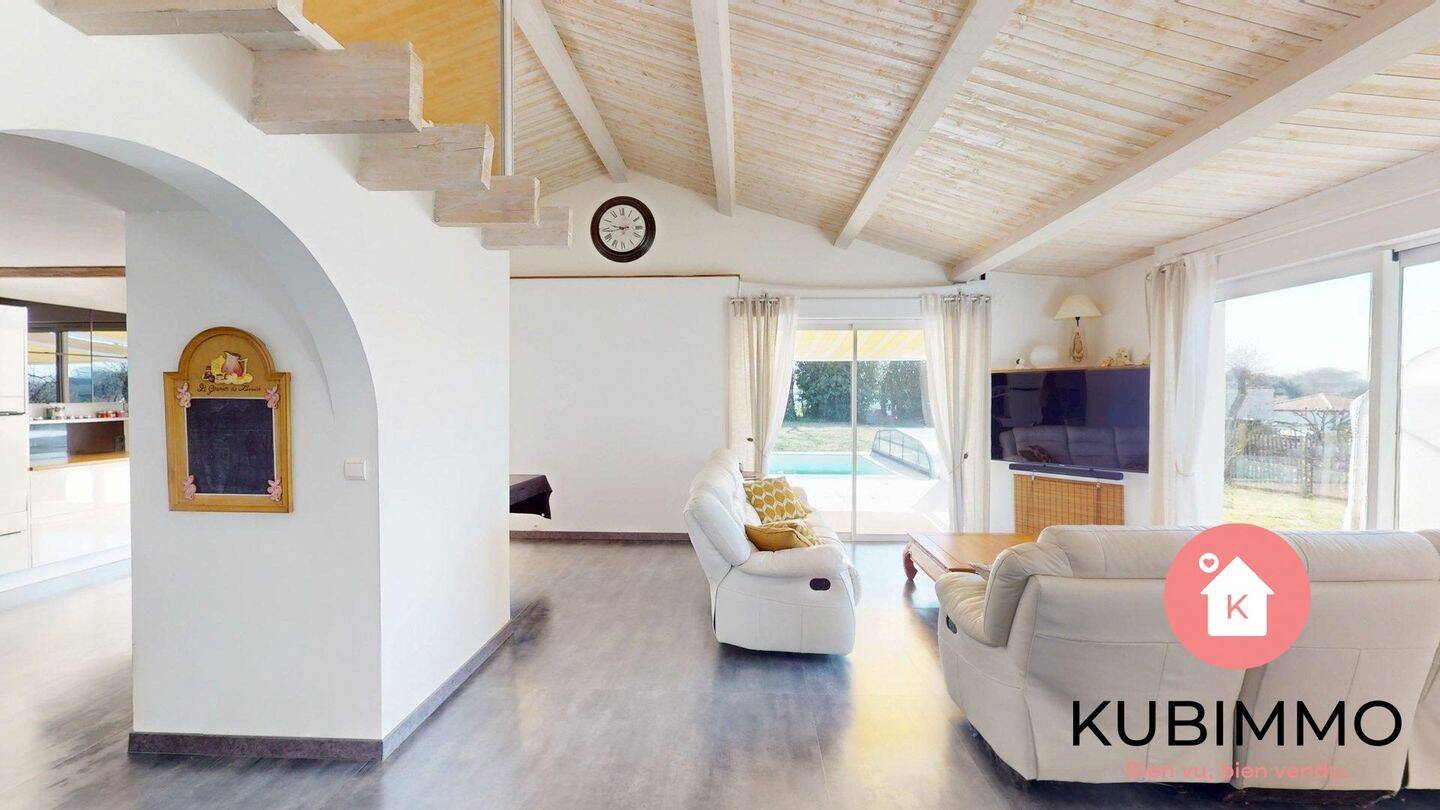 Maison à vendre, 189m², POIROUX