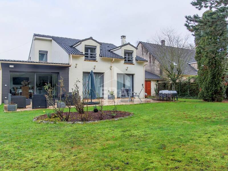 Maison à vendre, 161m², LES ALLUETS LE ROI