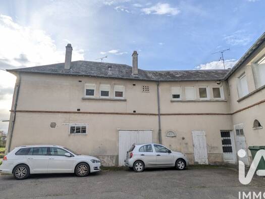 Appartement à vendre 57 750 € 4 pièces 3 chambres 77 m² Étage 1/1 Marchenoir 41370