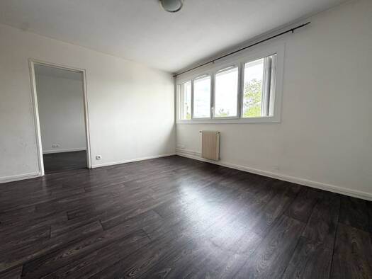 Appartement à vendre 178 690 € 2 pièces 1 chambre 45 m² 3 étages Saint Augustin - Tauzin - Alphonse Dupeux Bordeaux 33000
