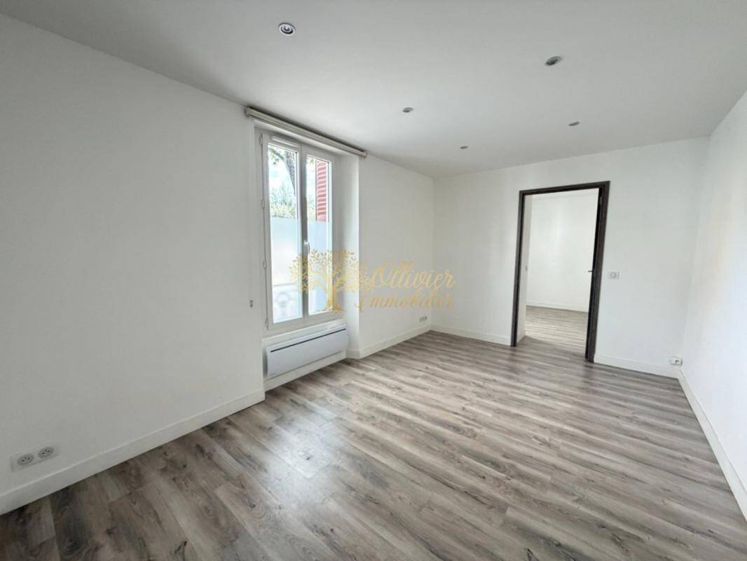 Maison à vendre, 32m², SAINT MAUR DES FOSSES