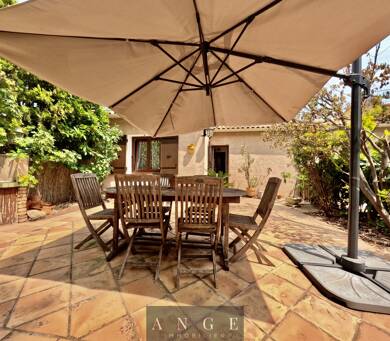Maison à vendre 385 000 € 4 pièces 3 chambres 90 m² 167 m² de terrain Sollies Ville 83210