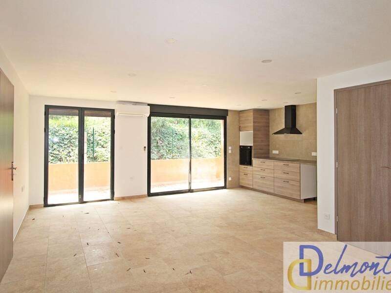 Maison à louer, 60m², LA LONDE LES MAURES