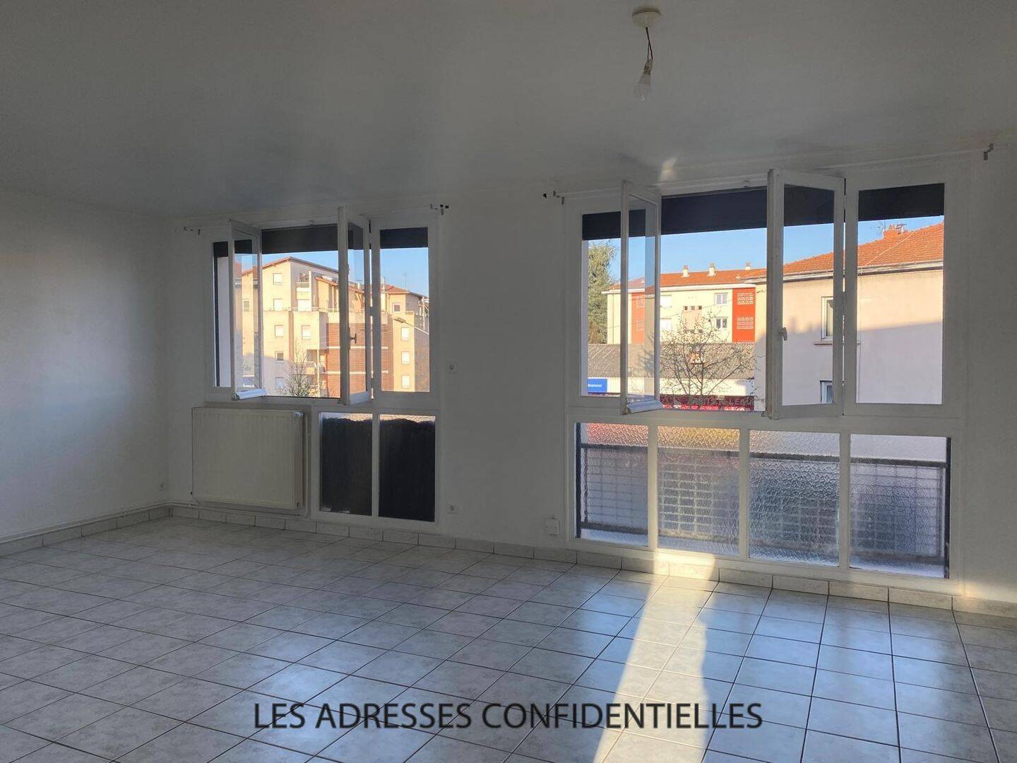 Maison à louer, 58m², TASSIN LA DEMI LUNE