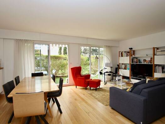 Appartement à louer 2 703 € 5 pièces 3 chambres 99 m² RDC/4 Le Centre Meudon 92190