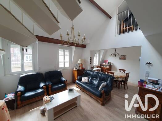 Duplex à vendre 279 000 € 4 pièces 2 chambres 92,5 m² Étage 2/3 Saint Lazare-Veneurs Compiègne 60200
