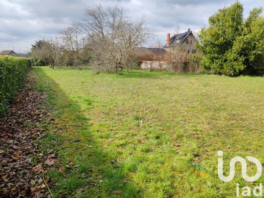Terrain constructible à vendre 22 000 € 1 467 m² de terrain Bessay-sur-Allier 03340
