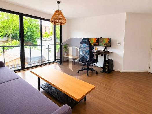 Appartement à vendre 277 000 € 2 pièces 1 chambre 36,9 m² Étage 5/1 Centre Ville Gentilly 94250