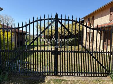 Ferme à vendre 450 000 € 6 pièces 3 chambres 157 m² 1 732 m² de terrain Serpaize 38200
