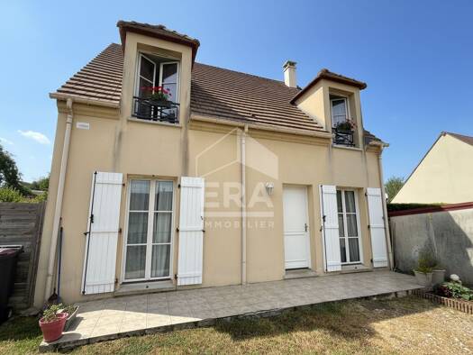 Maison à vendre - Première occupation 291 000 € 5 pièces 4 chambres 105 m² 627 m² de terrain La Chapelle-Gauthier 77720