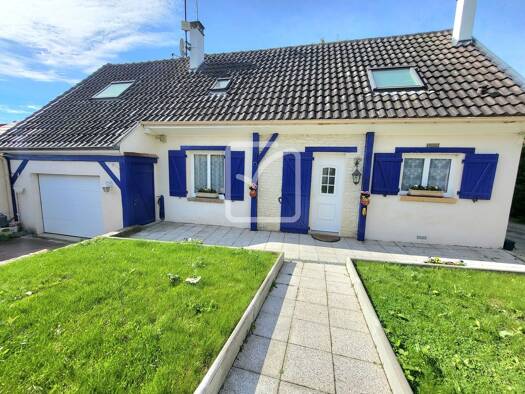 Maison à vendre 350 000 € 6 pièces 4 chambres 161 m² 941 m² de terrain Quincy-Voisins 77860