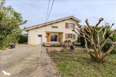 Maison à vendre 296 800 € 6 pièces 3 chambres 98 m² 675 m² de terrain Charruauds le Pintey Libourne 33500