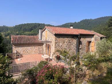 Appartement à louer 600 € 3 pièces 2 chambres 67,9 m² Ribes 07260