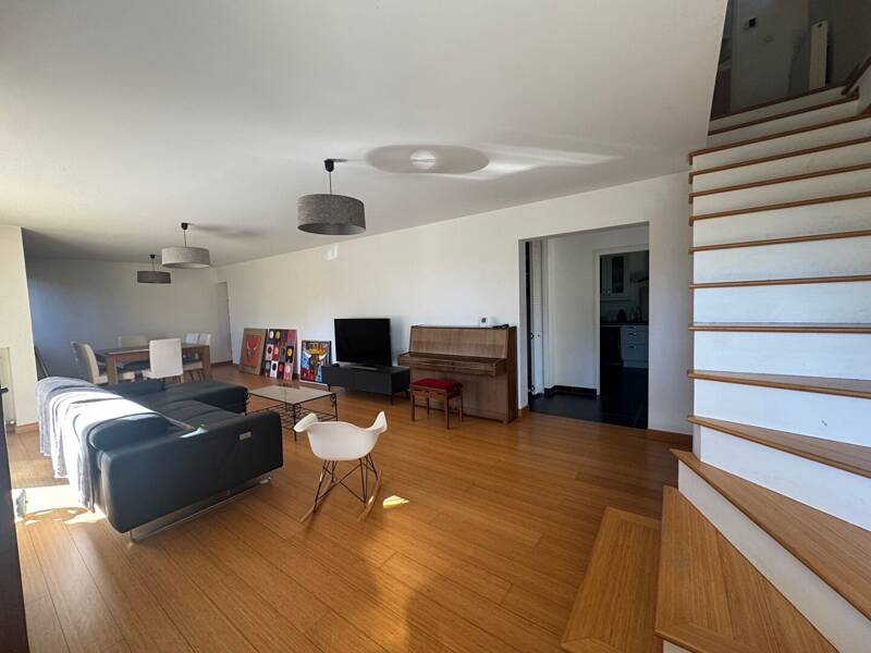 Maison à louer, 167m², CABRIES