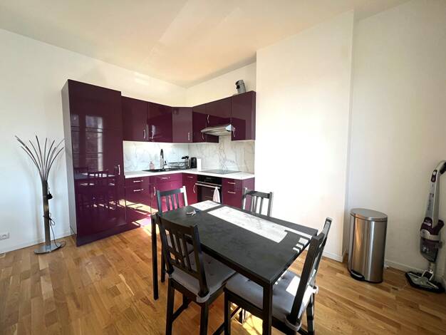 Appartement à vendre 250 000 € 2 pièces 1 chambre 43 m² Étage 1/2 Enghien les Bains 95880