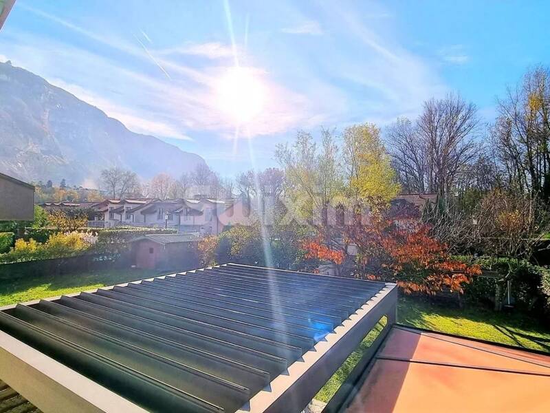 Maison à vendre, 169m², ETREMBIERES