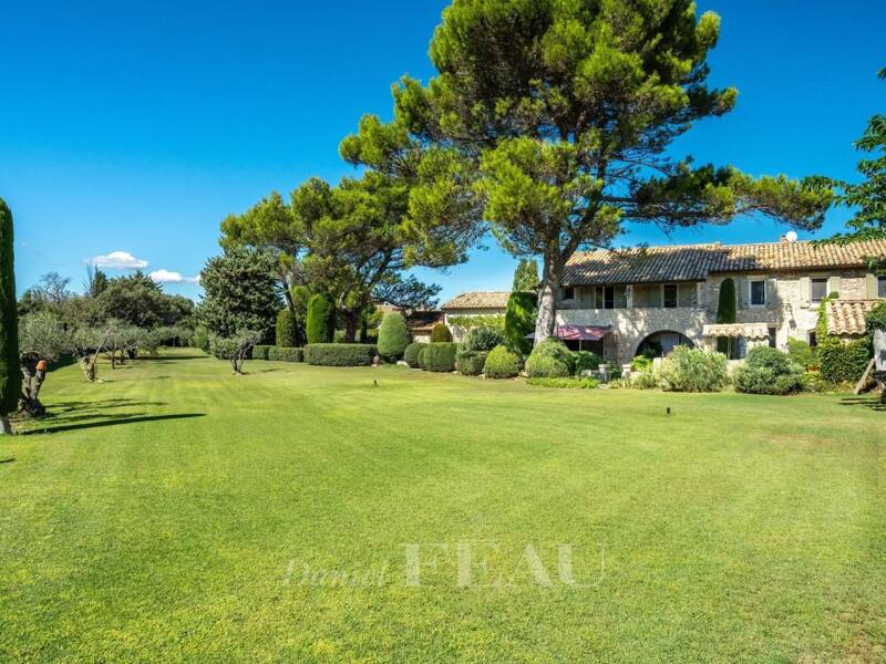 Maison à vendre, 390m², EYGALIERES
