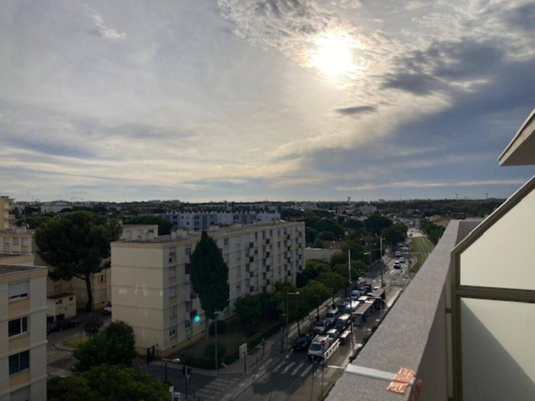 2 pièces prés d'arènes — 1
