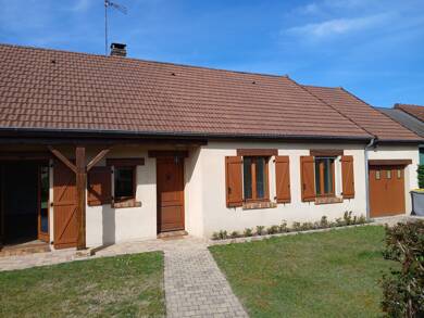 Maison de plain-pied à vendre 154 425 € 4 pièces 3 chambres 89 m² 621 m² de terrain Meaulne 03360