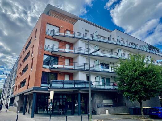 Appartement à vendre 173 500 € 4 pièces 2 chambres 64,95 m² Étage 4/6 Valenciennes 59300