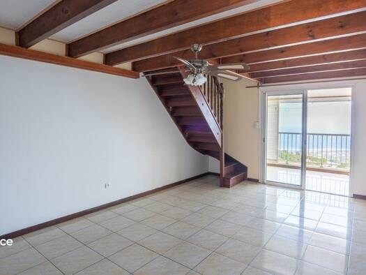 Duplex à vendre 246 100 € 3 pièces 3 chambres 65 m² Saint-Paul 97422