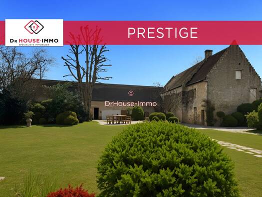 Maison à vendre 731 500 € 9 pièces 6 chambres 246 m² 1 499 m² de terrain Biéville-Beuville 14112