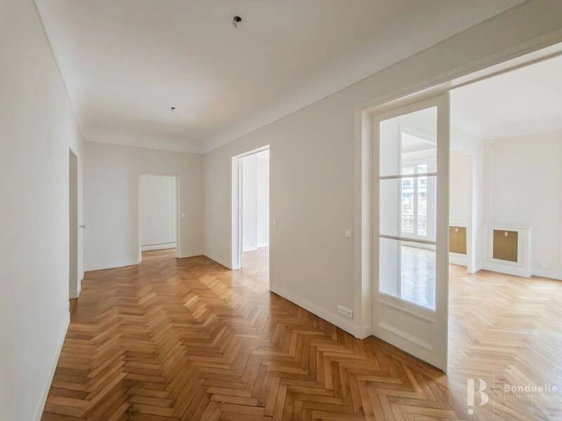 Maison à louer, 154m², PARIS 16E