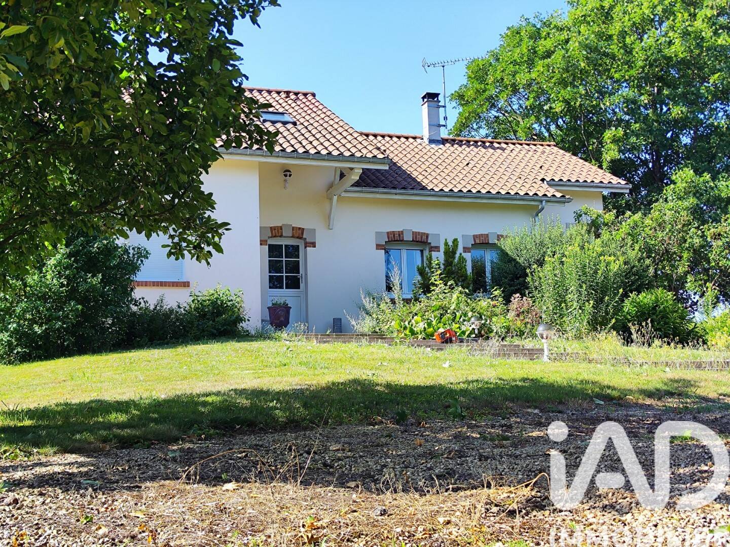 Maison à vendre, 161m², SAINT REMY SUR BUSSY