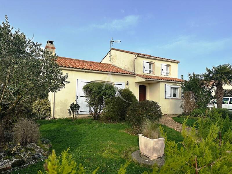 Maison à vendre, 120m², GIVRAND