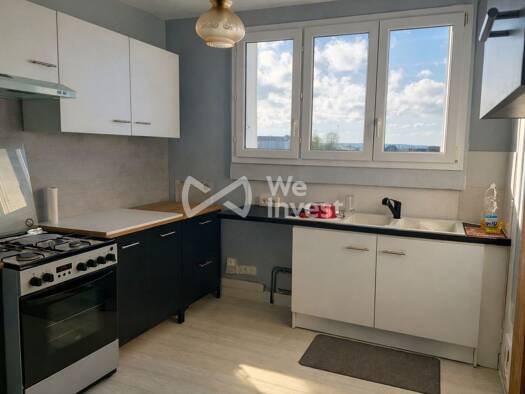 Appartement à vendre 118 000 € 4 pièces 3 chambres 93 m² 3ème étage Saint Martin Troyes 10000