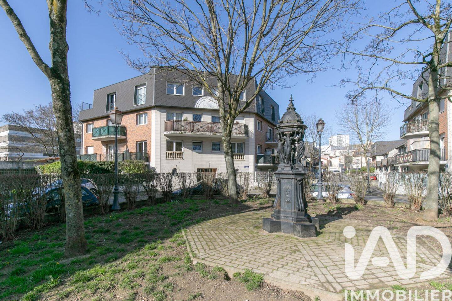 Maison à vendre, 66m², LES LILAS