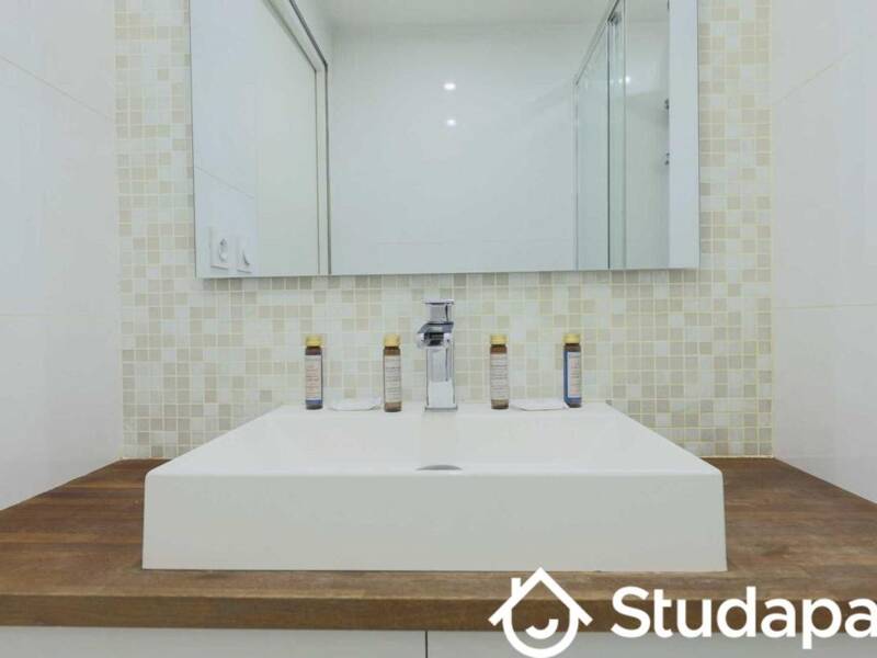 Maison à louer, 39m², PARIS 18E