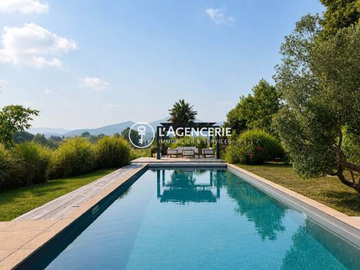 Villa à vendre 1 470 000 € 12 pièces 7 chambres 450 m² 3 132 m² de terrain Souraïde 64250