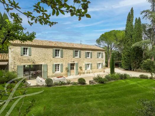 Maison à vendre 2 850 000 € 2 pièces 5 chambres 250 m² 3 600 m² de terrain Mas-Blanc-des-Alpilles 13103