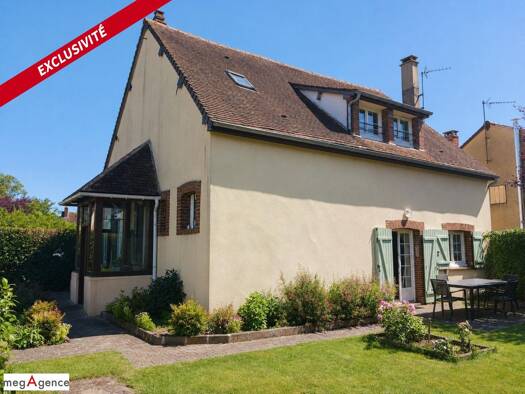 Maison à vendre 224 500 € 5 pièces 2 chambres 110 m² 415 m² de terrain Longny les Villages 61290