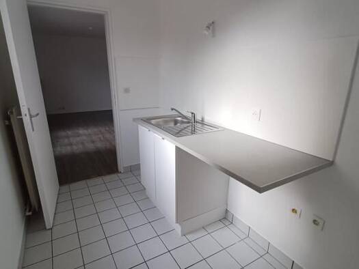 Appartement à louer 970 € 2 pièces 1 chambre 48 m² 1er étage Beauregard-Les Gradins Torcy 77200