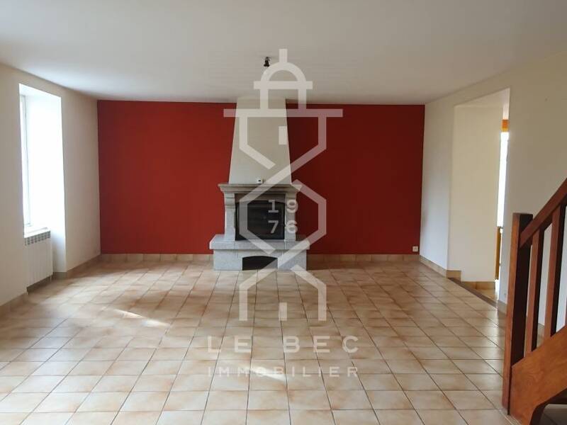 Maison à louer, 119m², CAUDAN