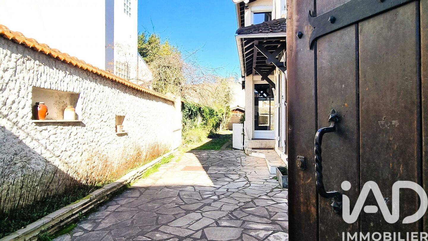 Maison à vendre, 112m², SAINT MAUR DES FOSSES