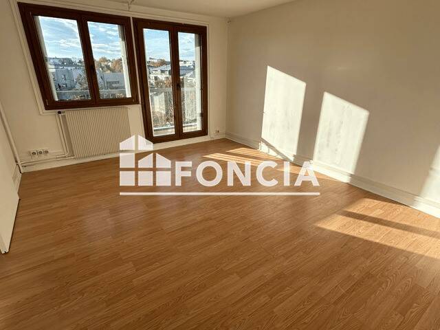 Maison à louer, 74m², CORBEIL ESSONNES