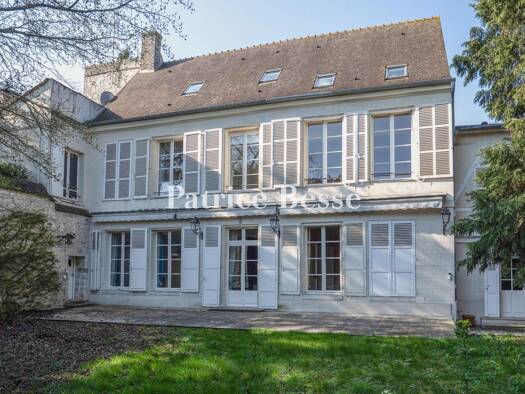 Hôtel particulier à vendre 1 690 000 € 10 pièces 5 chambres 487 m² 1 140 m² de terrain Compiègne 60200