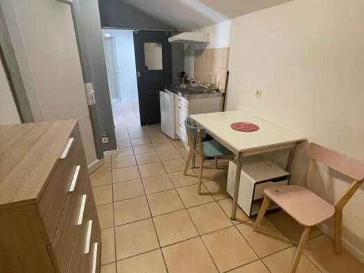 Appartement à louer 355 € 1 pièce 19 m² Argenté-Nonères Mont-de-Marsan 40000
