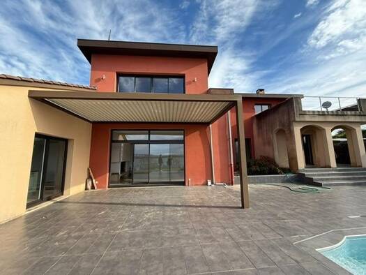 Villa à louer 6 500 € 8 pièces 4 chambres Grand-Large Meyzieu 69330